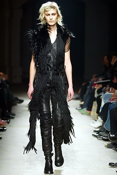 Ann Demeulemeester fashion show for Autumn/Winter 2002