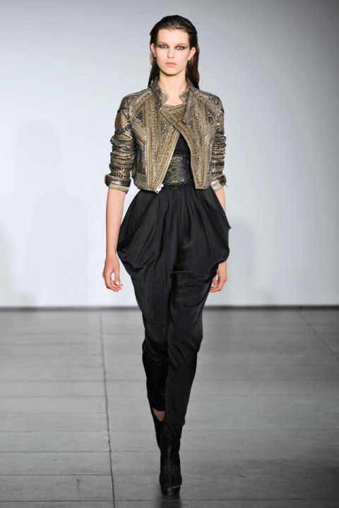 Catherine Malandrino fashion show for Resort 2011