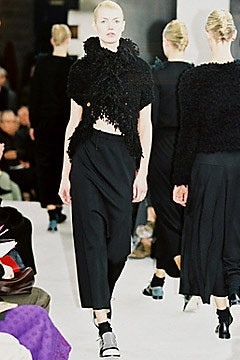 Comme des Garçons fashion show for Autumn/Winter 2002