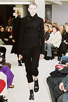 Comme des Garçons fashion show for Autumn/Winter 2002