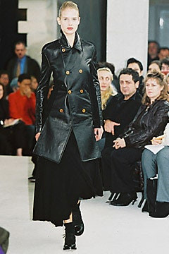Comme des Garçons fashion show for Autumn/Winter 2002