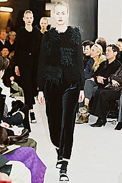 Comme des Garçons fashion show for Autumn/Winter 2002