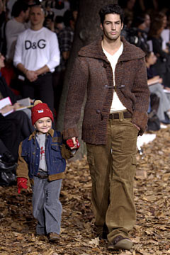 D&G fashion show for Autumn/Winter 2002