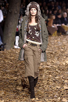D&G fashion show for Autumn/Winter 2002