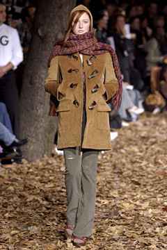 D&G fashion show for Autumn/Winter 2002