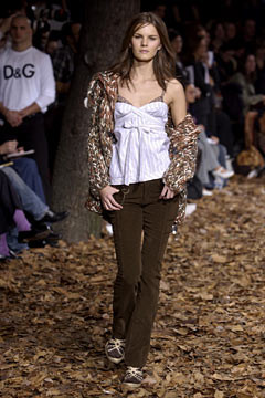 D&G fashion show for Autumn/Winter 2002