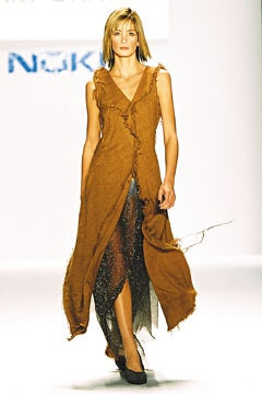 Gary Graham fashion show for Autumn/Winter 2002