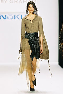 Gary Graham fashion show for Autumn/Winter 2002