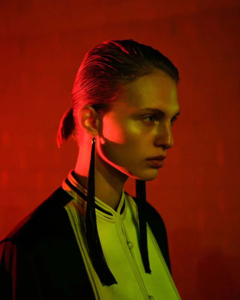 Karolina Spakowski featured in  the Jil Sander advertisement for Spring/Summer 2025