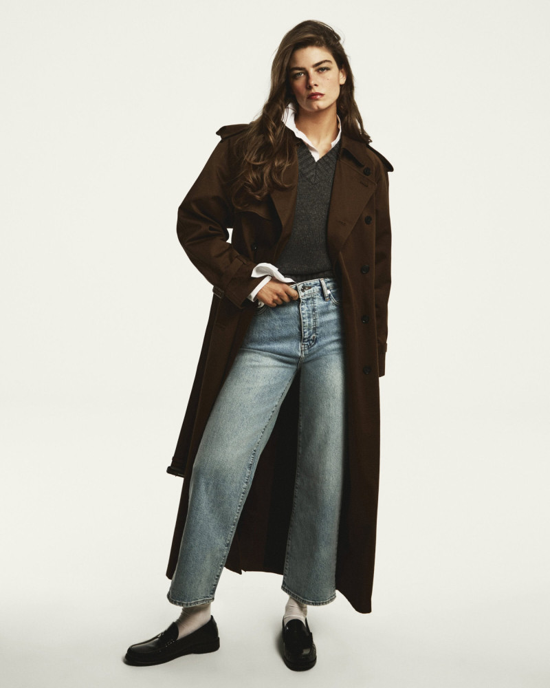 Merlijne Schorren featured in  the Frame Denim advertisement for Spring 2025