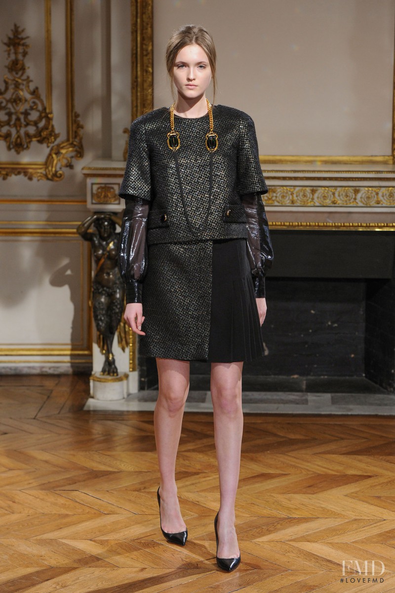 Jane Grybennikova featured in  the YDE fashion show for Autumn/Winter 2014