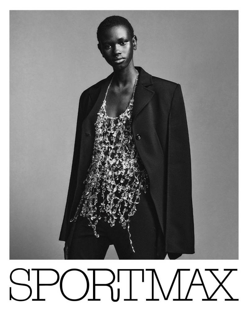 Sportmax advertisement for Spring/Summer 2025