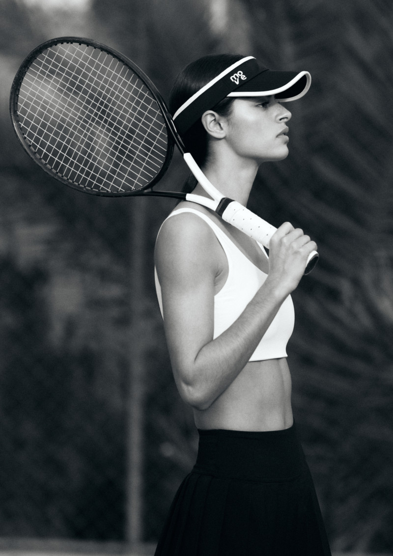 H&M Move Women’s Resort Collection advertisement for Spring/Summer 2025