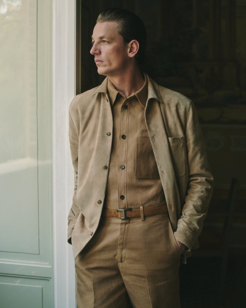 Tod\'s advertisement for Pre-Spring 2025