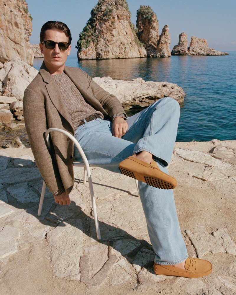 Tod\'s advertisement for Pre-Spring 2025