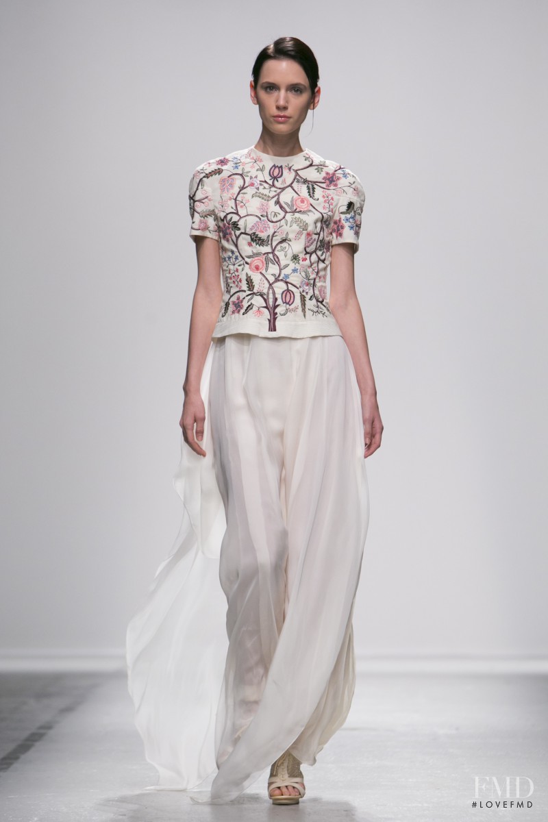 Sarah Stewart featured in  the Rahul Mishra fashion show for Spring/Summer 2015