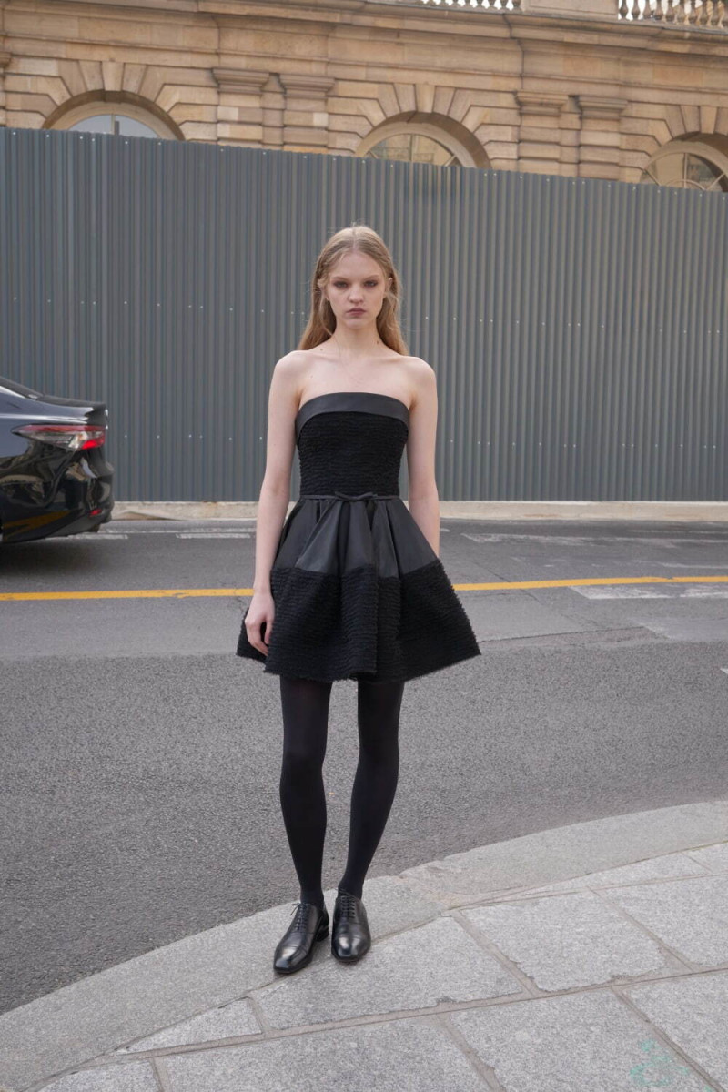 Viktor & Rolf lookbook for Autumn/Winter 2025