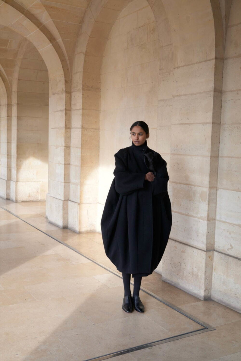 Viktor & Rolf lookbook for Autumn/Winter 2025