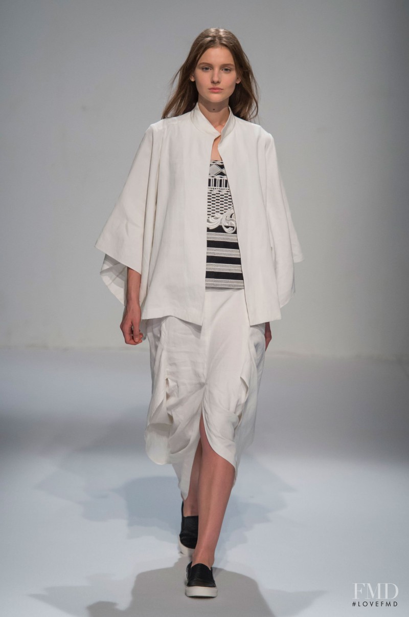 Luba Hryniv featured in  the Moon Young Hee fashion show for Spring/Summer 2015