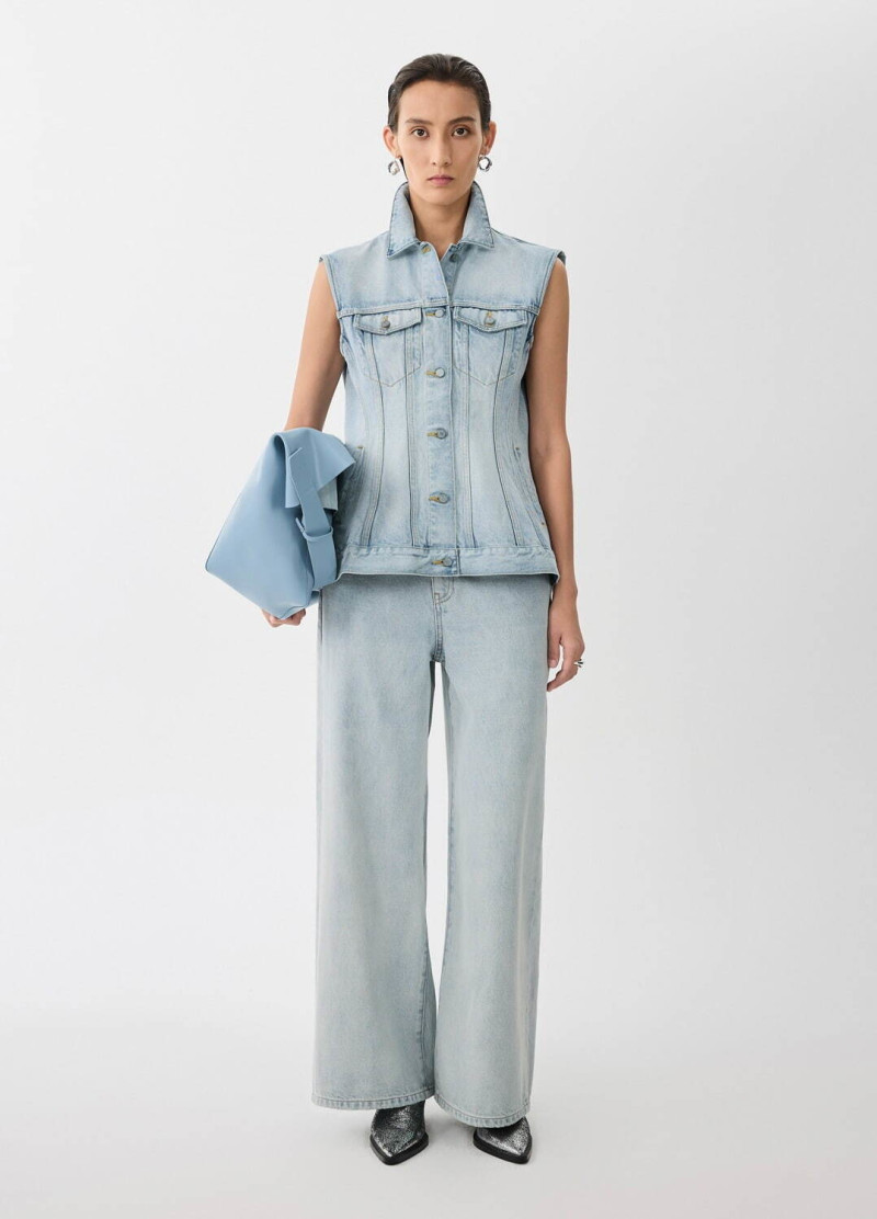 JNBY lookbook for Spring/Summer 2025