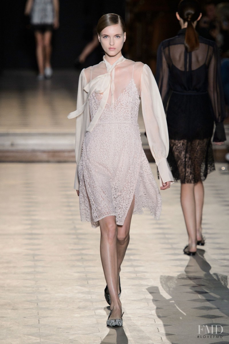Jane Grybennikova featured in  the Sharon Wauchob fashion show for Spring/Summer 2015