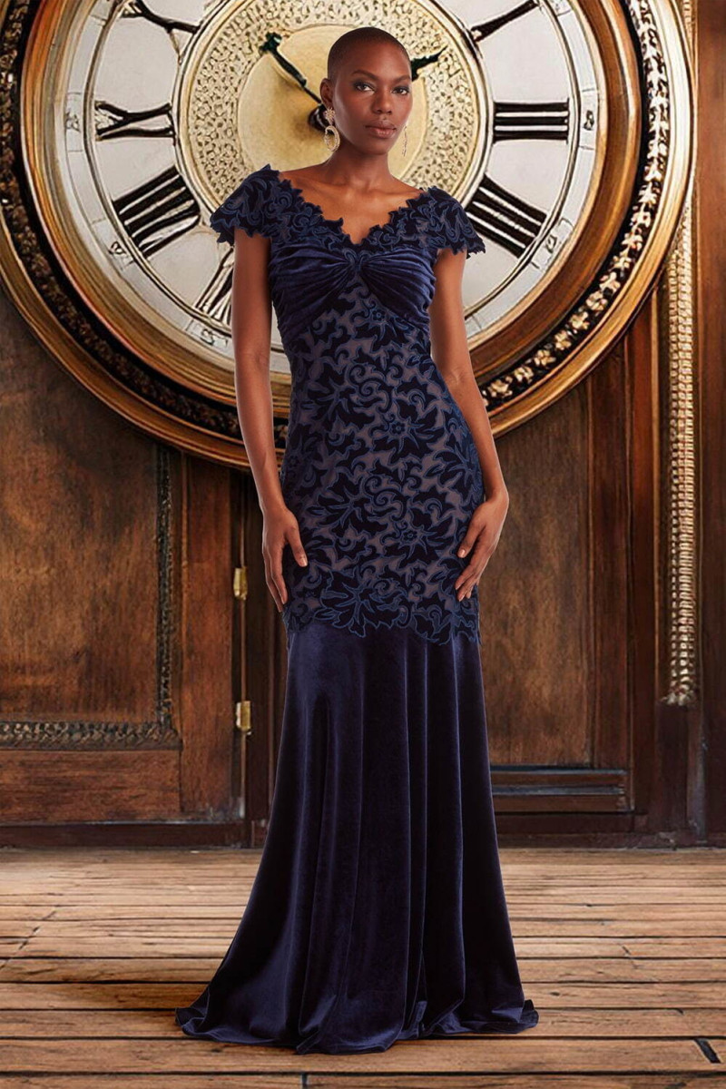 Tadashi Shoji lookbook for Autumn/Winter 2025