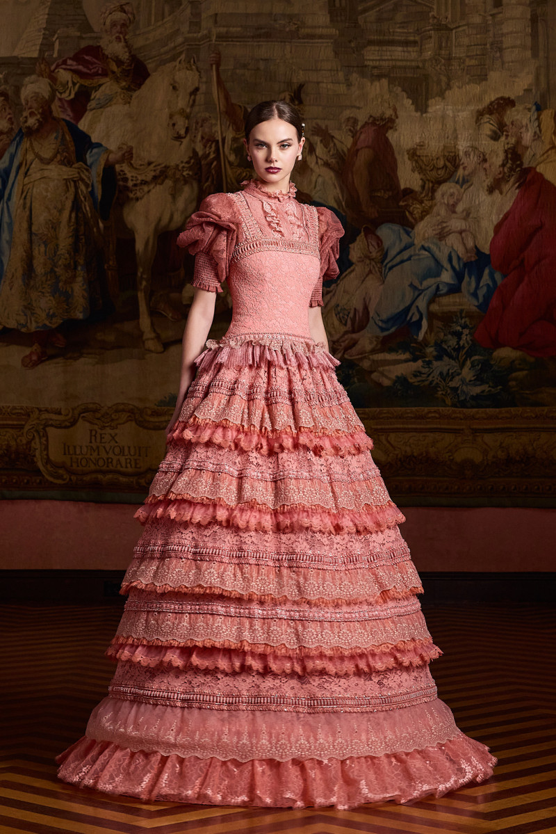 Alice + Olivia lookbook for Autumn/Winter 2025