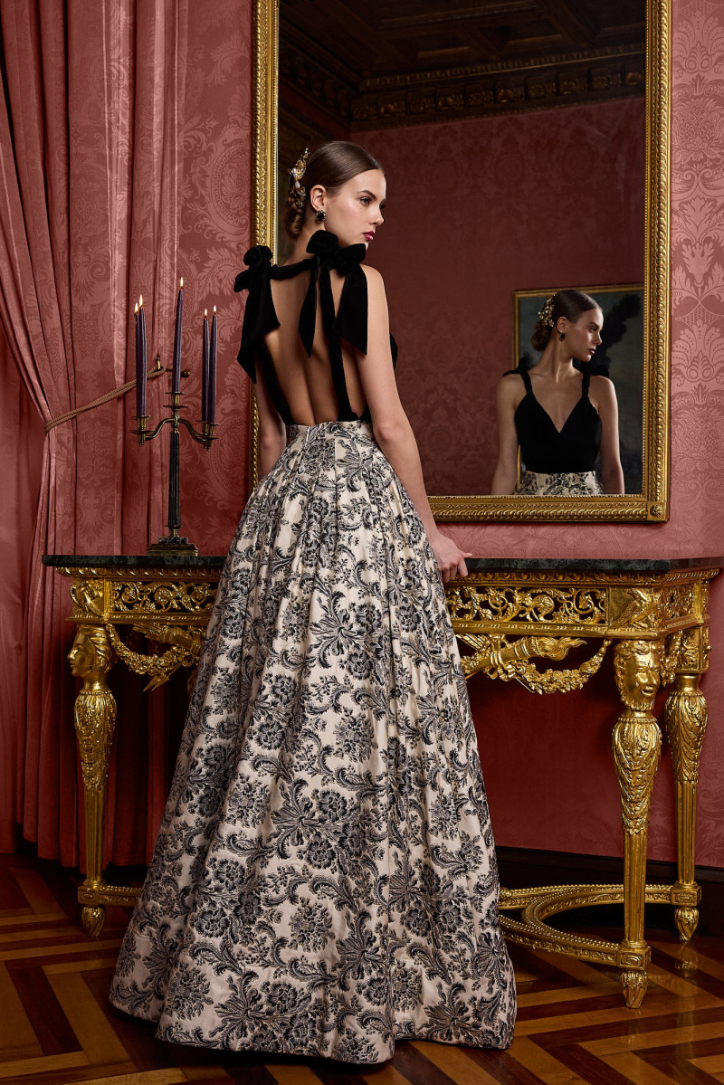 Alice + Olivia lookbook for Autumn/Winter 2025