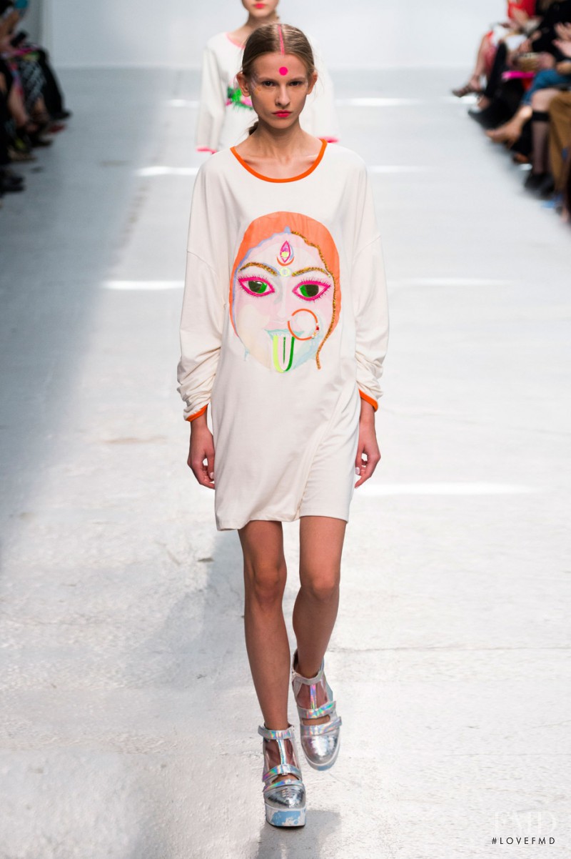 Ola Munik featured in  the Manish Arora fashion show for Spring/Summer 2015
