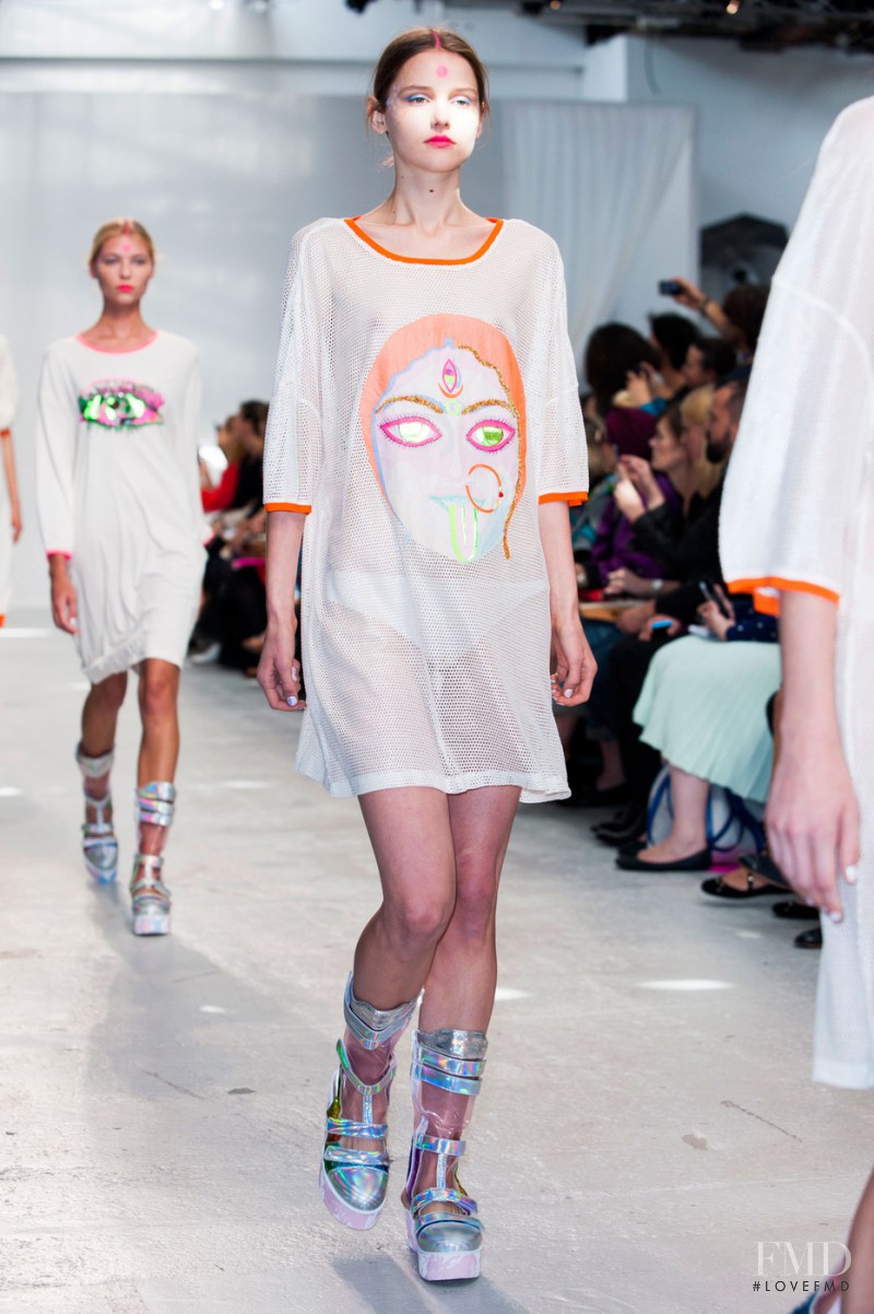 Luba Hryniv featured in  the Manish Arora fashion show for Spring/Summer 2015
