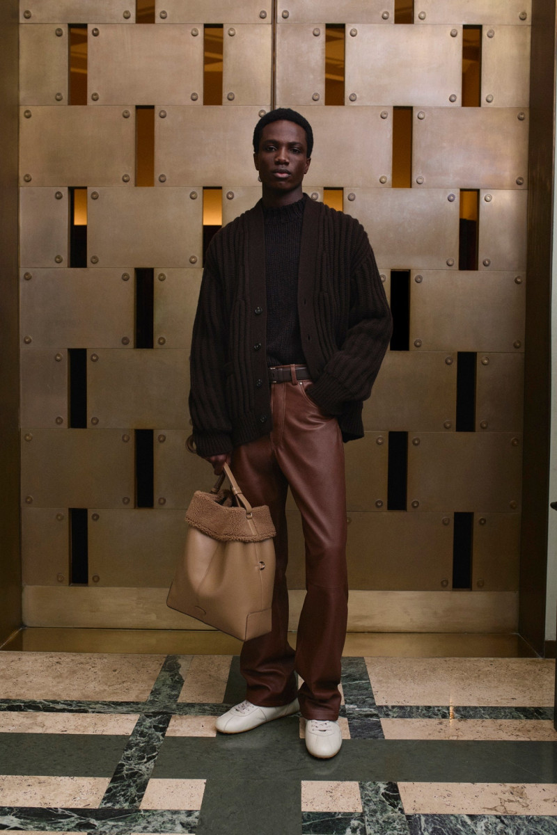 Tod\'s lookbook for Autumn/Winter 2025