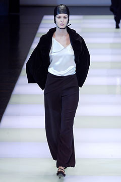 Giorgio Armani fashion show for Autumn/Winter 2002