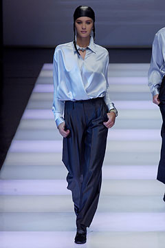 Giorgio Armani fashion show for Autumn/Winter 2002