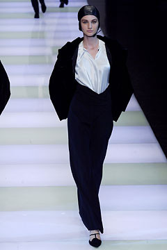 Giorgio Armani fashion show for Autumn/Winter 2002