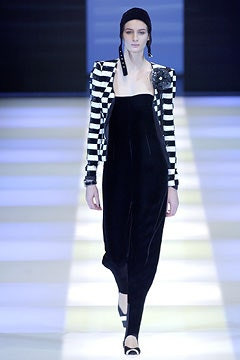 Giorgio Armani fashion show for Autumn/Winter 2002