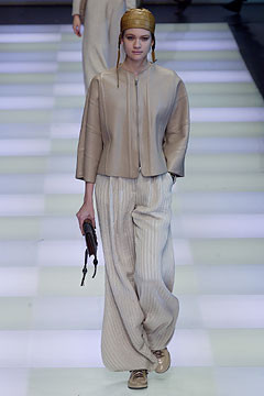 Giorgio Armani fashion show for Autumn/Winter 2002