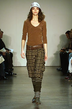 Kenneth Cole New York fashion show for Autumn/Winter 2002