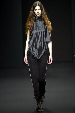 Lawrence Steele fashion show for Autumn/Winter 2002