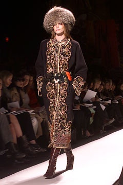 Oscar de la Renta fashion show for Autumn/Winter 2002