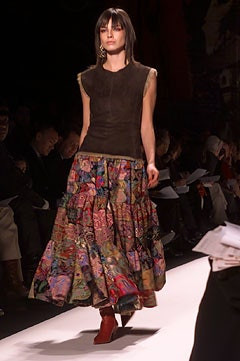 Oscar de la Renta fashion show for Autumn/Winter 2002