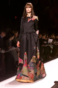 Oscar de la Renta fashion show for Autumn/Winter 2002