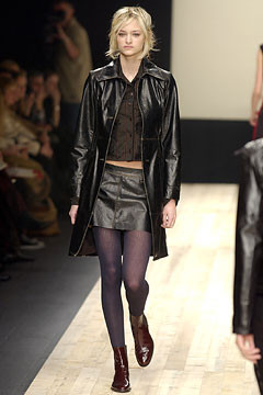 Philosophy di Lorenzo Serafini fashion show for Autumn/Winter 2002
