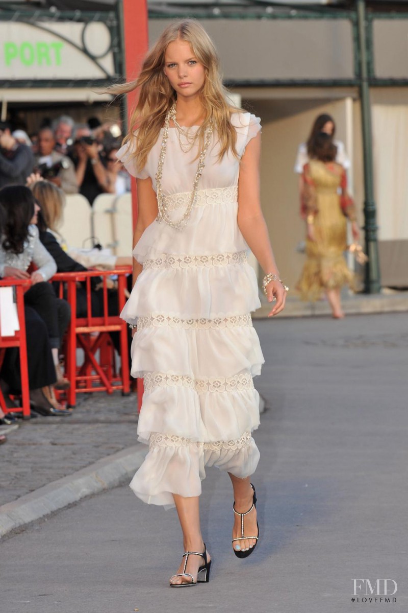 Marloes Horst featured in  the Chanel fashion show for Cruise 2011