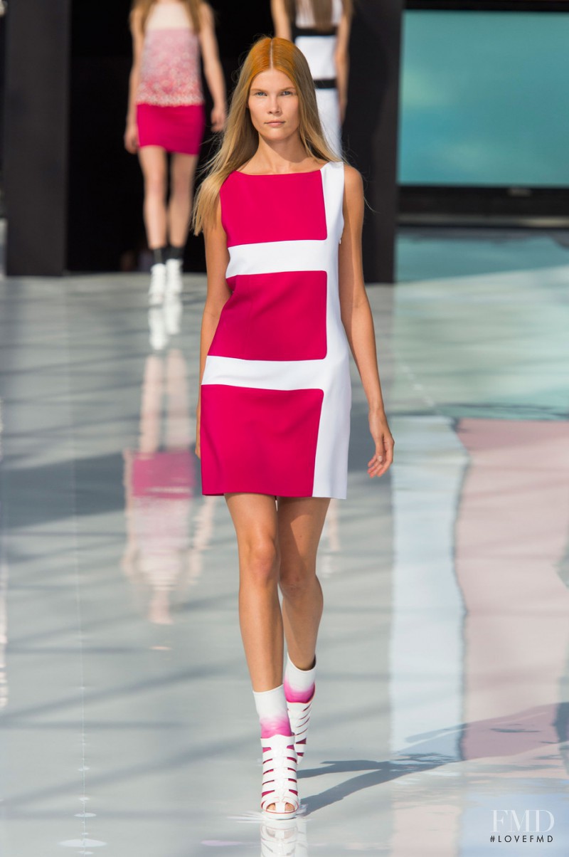 Inka Colliander featured in  the Maxime Simoëns fashion show for Spring/Summer 2015