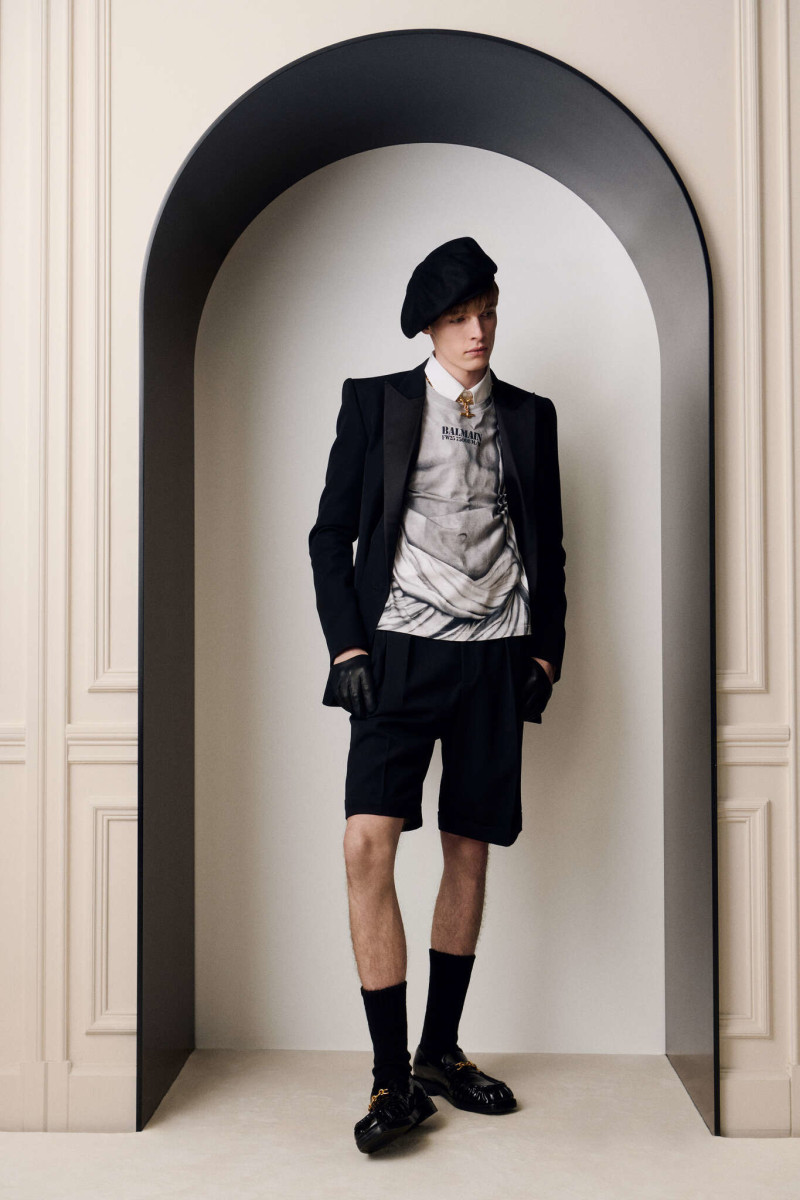 Balmain lookbook for Pre-Fall 2025
