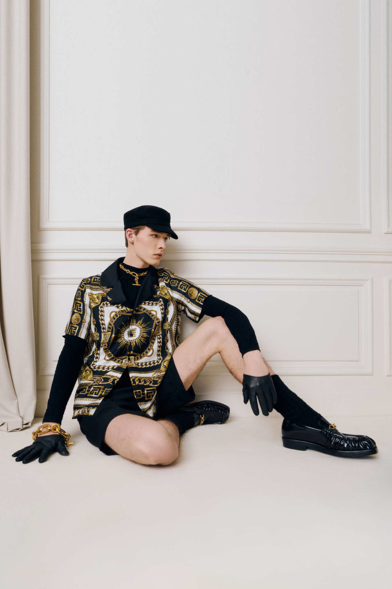Balmain lookbook for Pre-Fall 2025