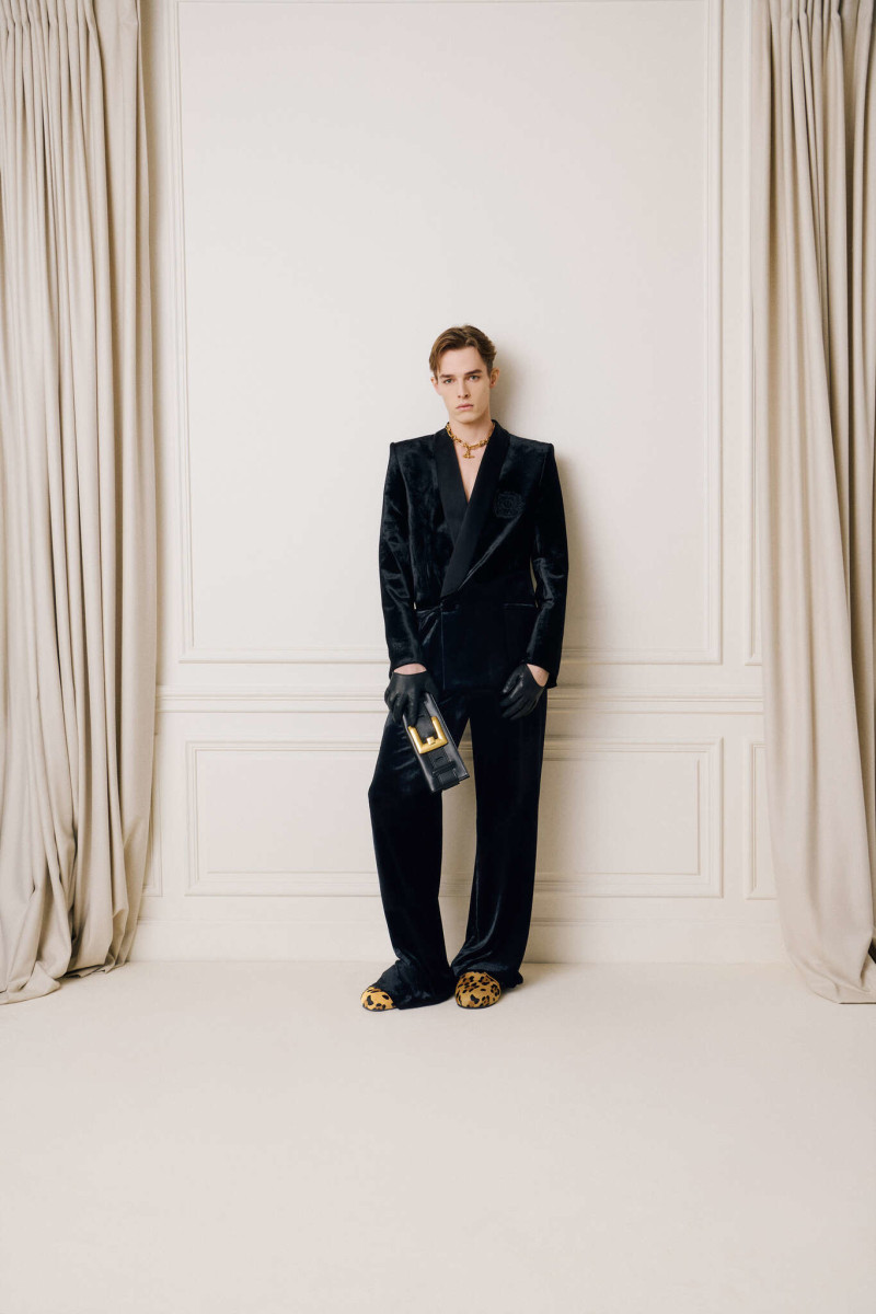 Balmain lookbook for Pre-Fall 2025