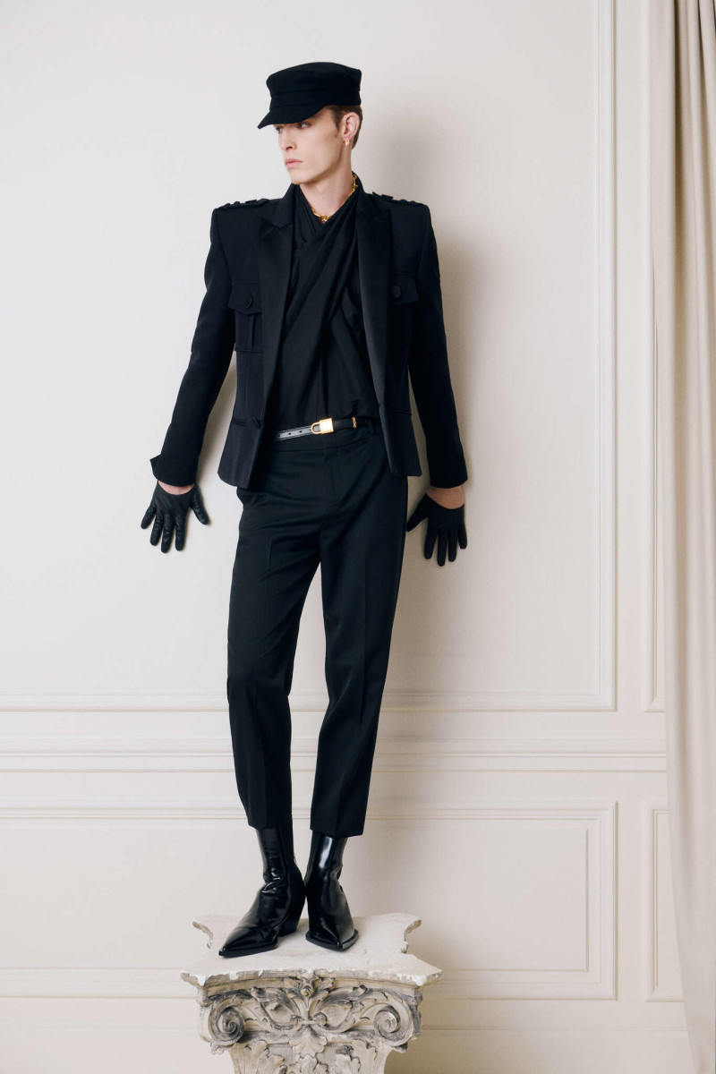 Balmain lookbook for Pre-Fall 2025