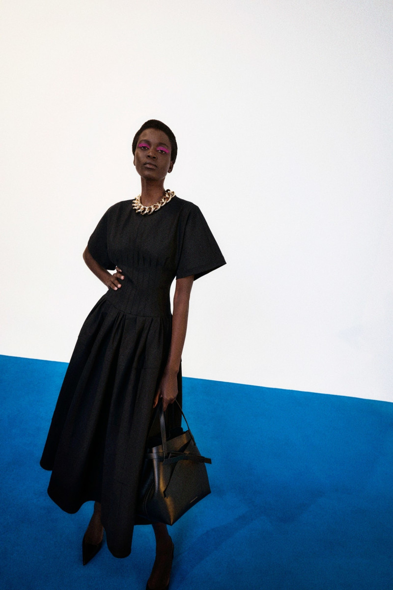 Carolina Herrera lookbook for Pre-Fall 2025