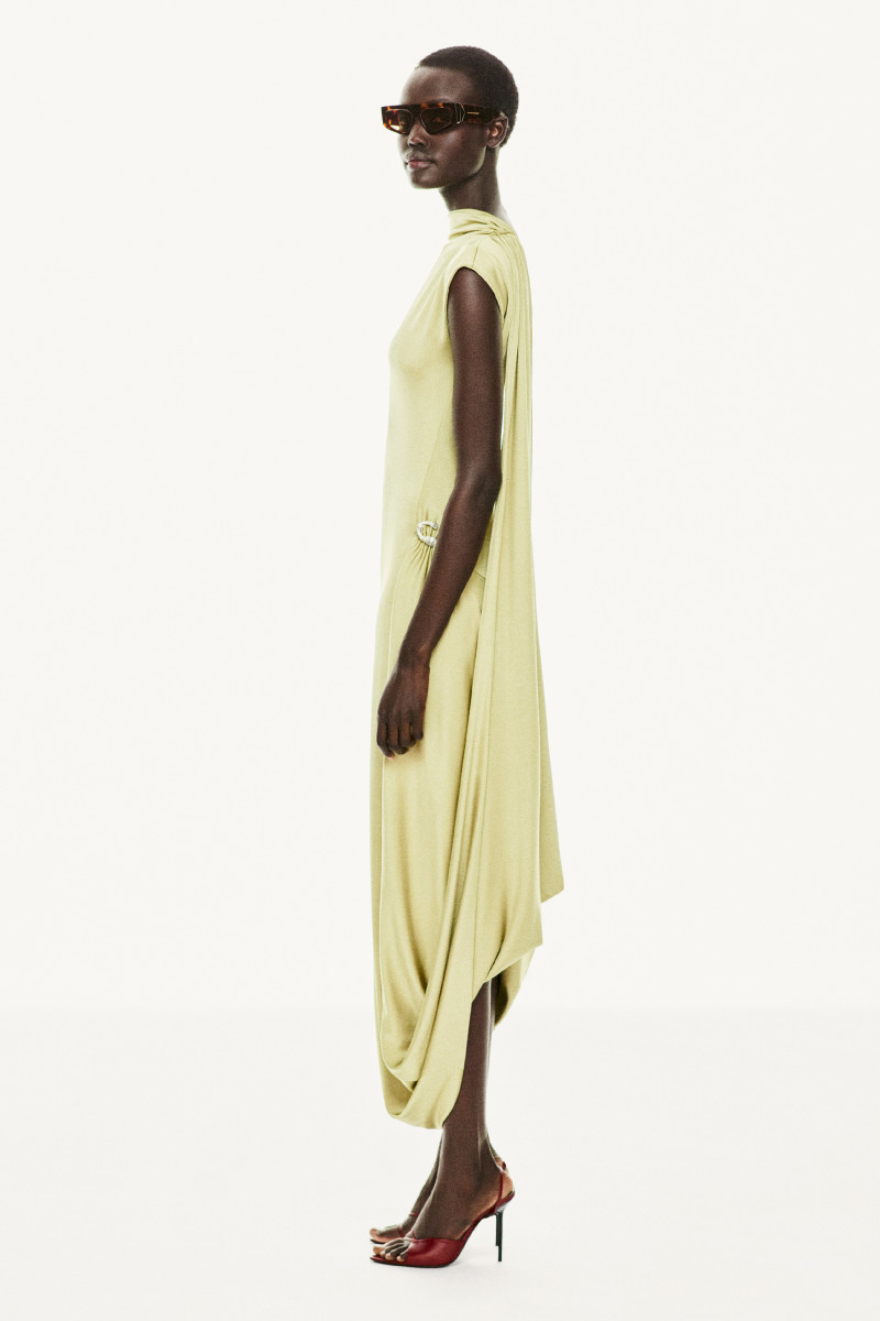 Victoria Beckham lookbook for Pre-Fall 2025